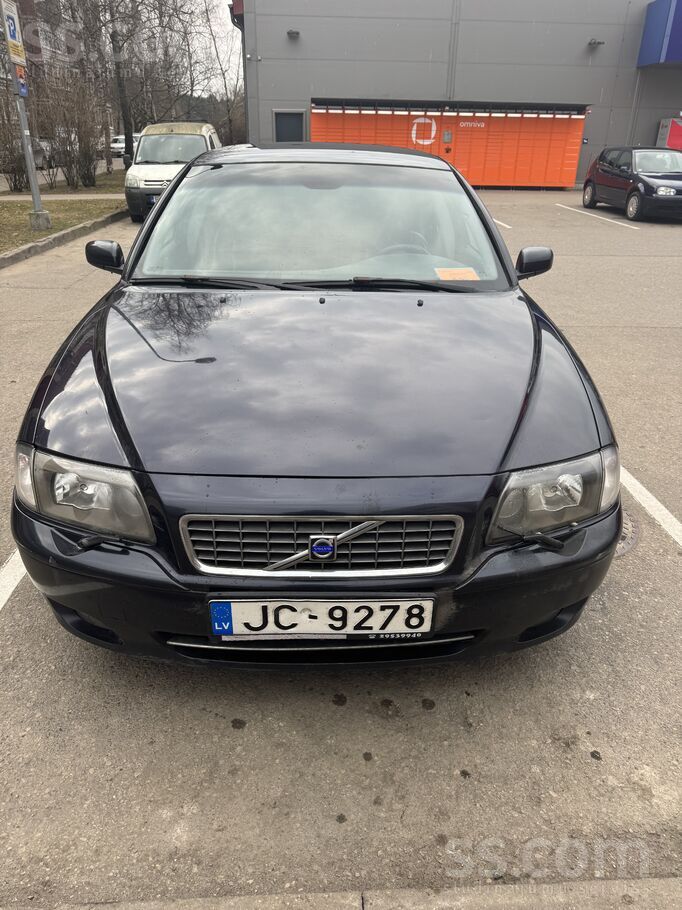 Volvo Продаю машину. Полностью на ходу, есть дефекты.