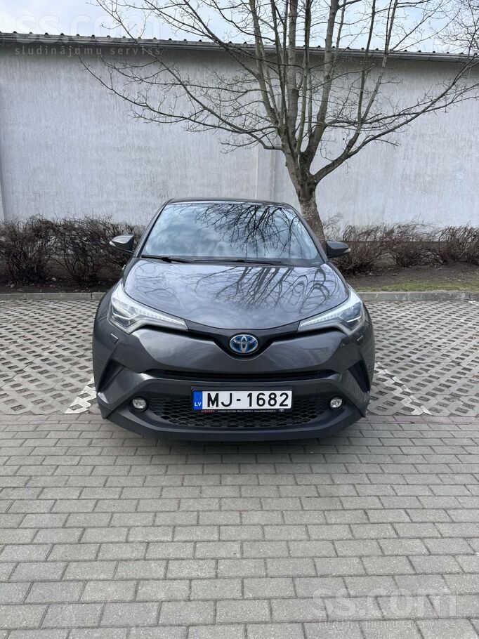 Продаю машину, купленную в Amserv Motors в конце 2019 года. Машина обслужива