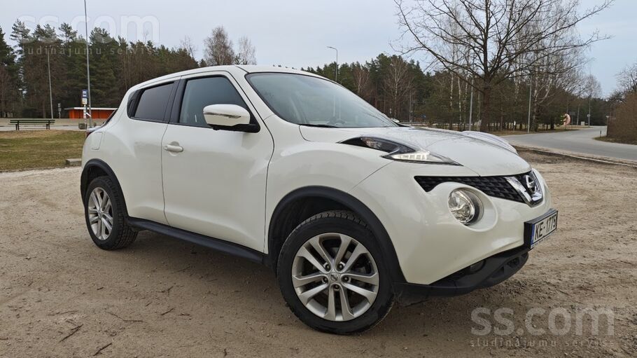 Nissan Saimniece pārdod Nissan Juke 1.6 benzīns, automāts