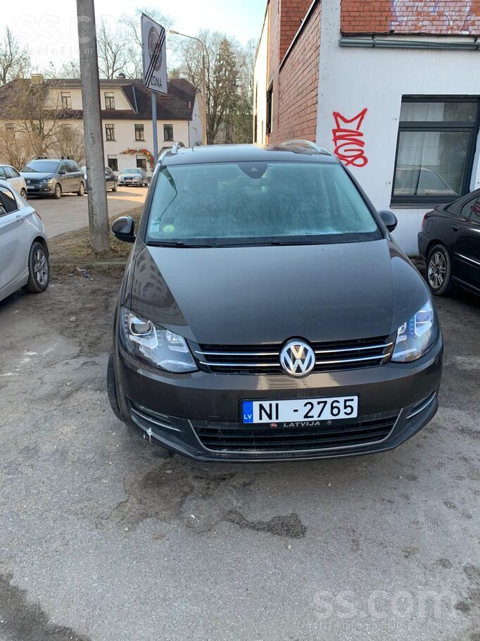 Volkswagen Pārdodu 2020 gada Volkswagen Sharan labā stāvoklī.