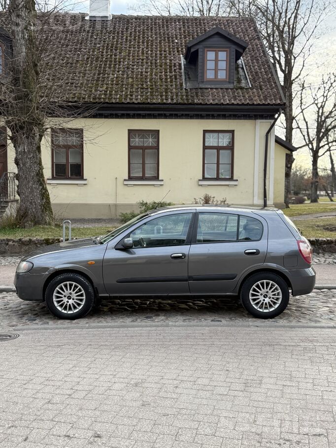 Jauna TA , izieta vakar. 2.2 dīzelis , 6 ātrumi. Riepas labas. Ļoti žiperīgs