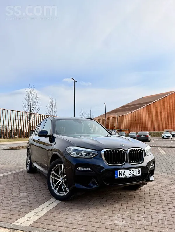 BMW Pārdodas labi uzturēts un kopts ģimenes auto BMW X