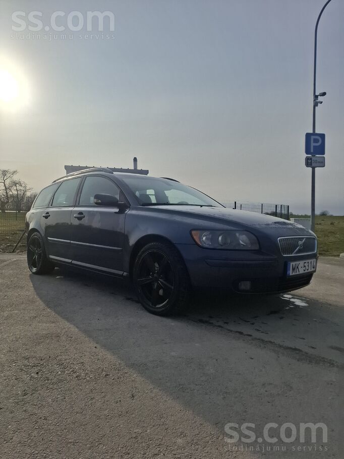 Volvo V50 2.0d 100kw, manuālis 6 ātrumi, 2005.gads.
Tikko izieta tehniskā