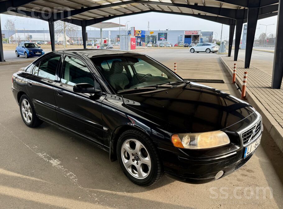 Volvo Labākais auto šādā cenu kategorijā. Ļoti kopts un,