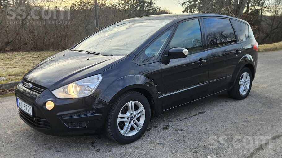 Ford Pārdod Ford S-max labā tehniskā stāvoklī. 