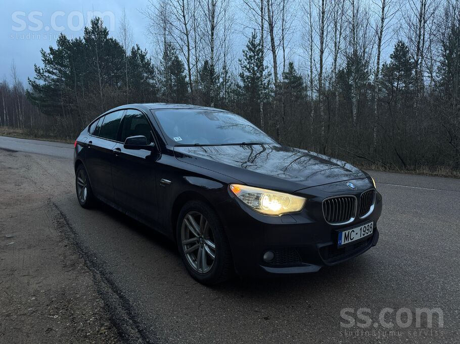 BMW Pārdodu BMW 530d GT xDrive, 2012. gada izlaiduma. 