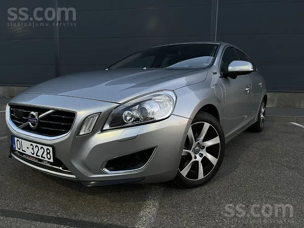 Volvo Volvo V60 2.4 Plug-In-Hybrid Summum. Kops auto lab