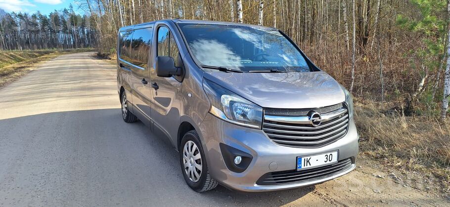 Opel 9-vietīgs busiņš. Opel Vivaro .Garā bāze. Manuālā