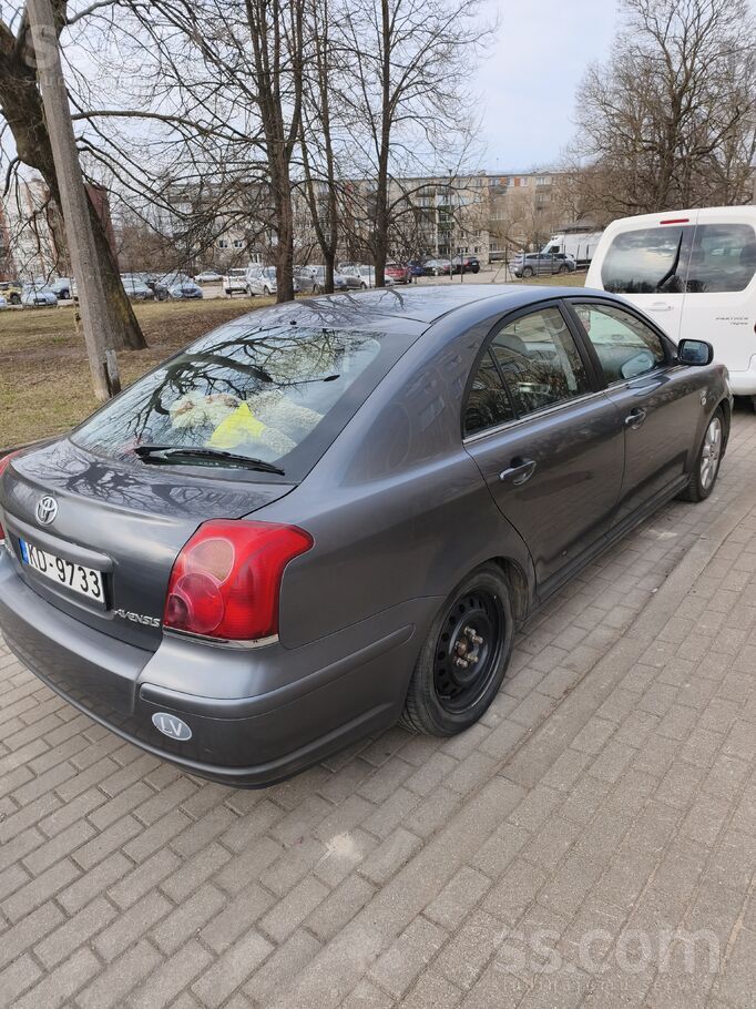 Toyota На ходу требуются вложения.