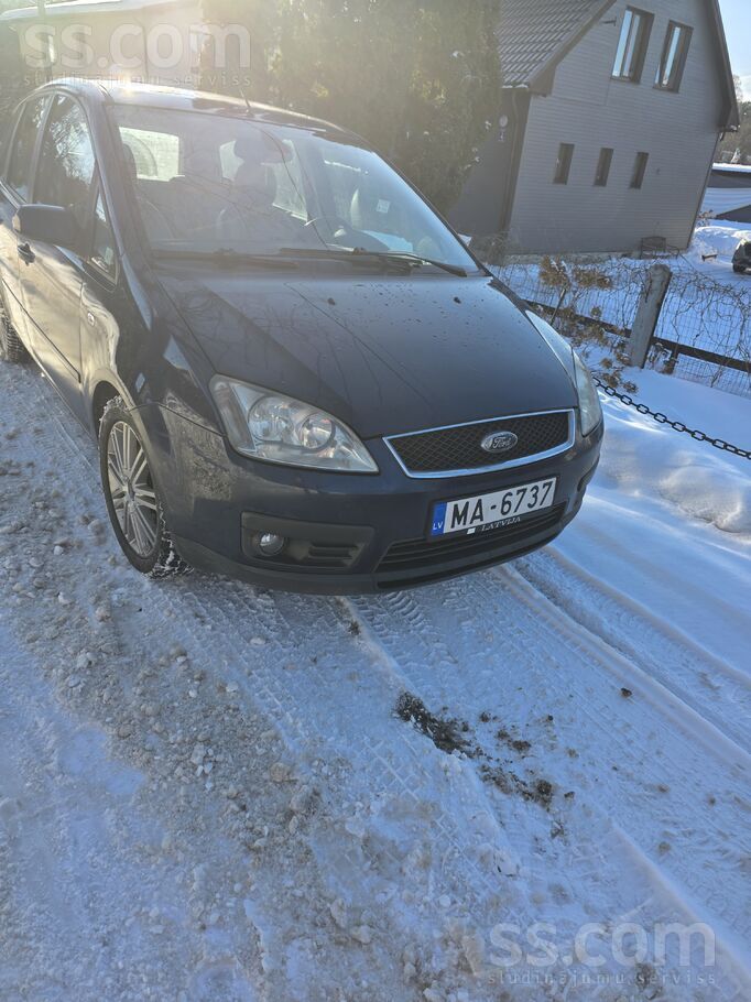 Ford Pārdodu mašīnu vai mainu pret lielāku ar āķi. Jo i