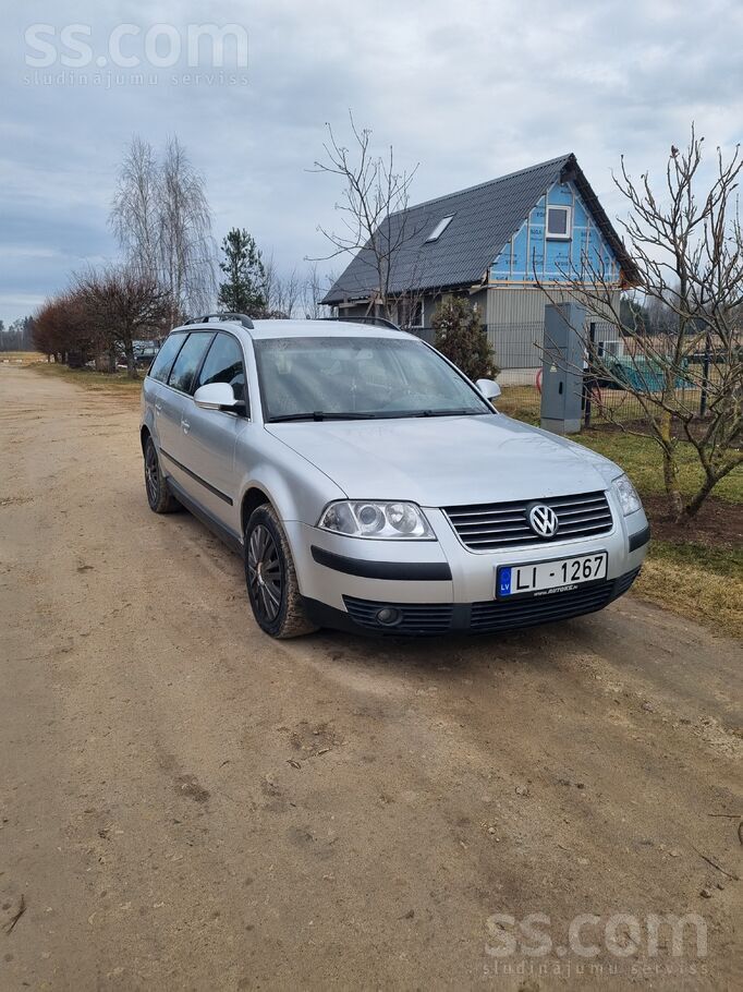 Volkswagen Labs auto bez liekām skaņām. VW Passat Variant B5+