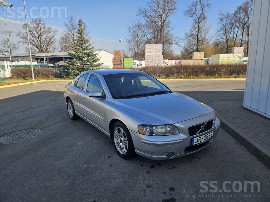 Pārdod Volvo S60 Facelift 2.4 D5 automāts
Auto ir labā stāvokl. Dzinējs s