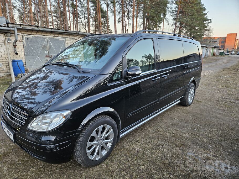 Mercedes Laba stavolli. Sedies un brauc. 