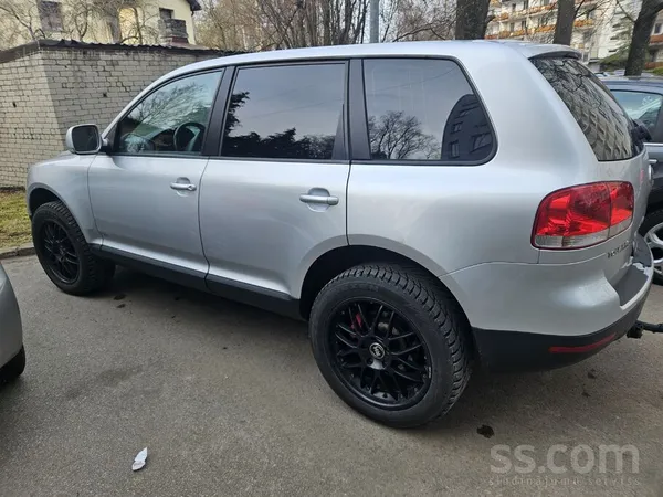 Volkswagen Nomaksa bez procentiem Loti labs auto no Hamburgas