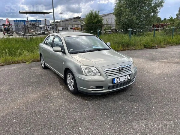 Toyota Pārdodu Avensi, 2.0 benzins, labā tehniskā stāvokl