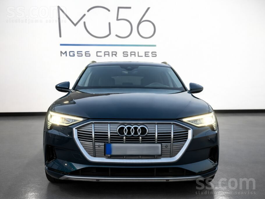 Audi E-Tron 55 Quattro Night Vision Galaxy Blue Metallic
300kW
Baterija: ~