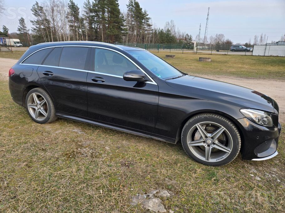 Mercedes-Benz C220