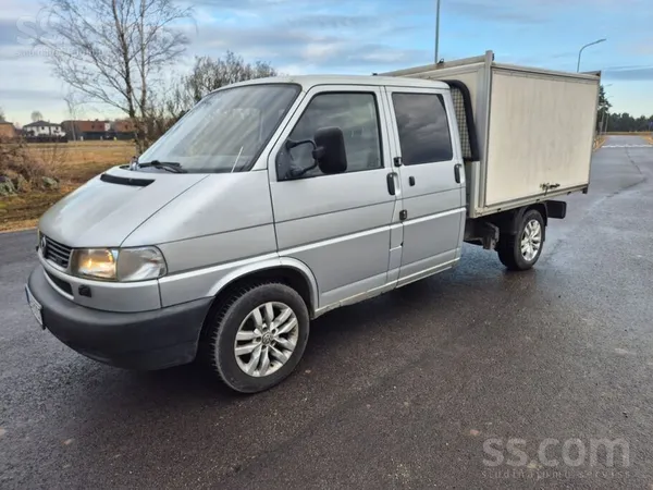 Pārdodu VW T4 2.5 Tdi (75 kW) Doka

Pārdodu uzticamu un praktisku darba au