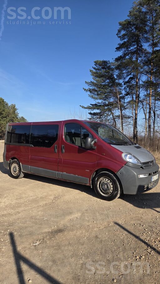Opel 9 vietas, garā bāze, sēdekļu pārvalki, laba magnet