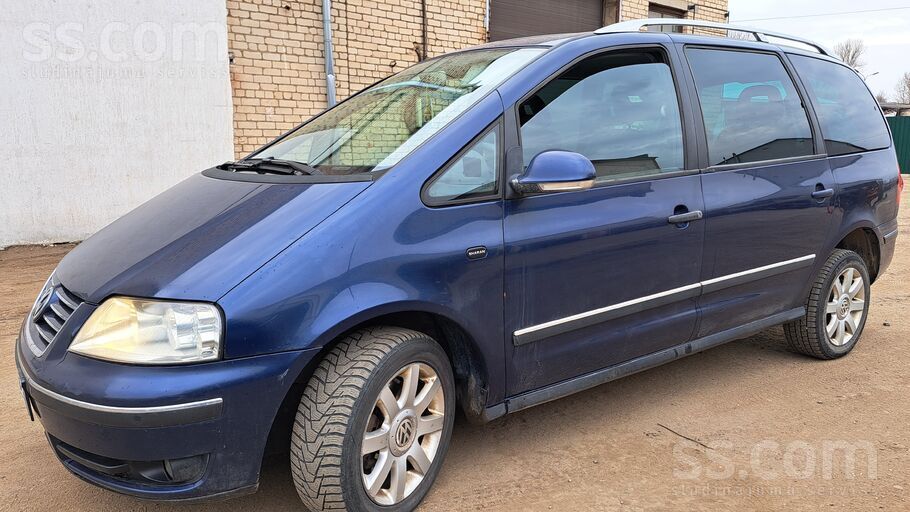 Volkswagen sharan 1.9tdi . Технический осмотр годен до 10.03.2027. Машина в