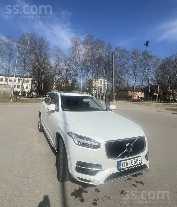 Volvo Pārdod teicamā tehniskā stāvoklī Volvo Xc90 plug-i