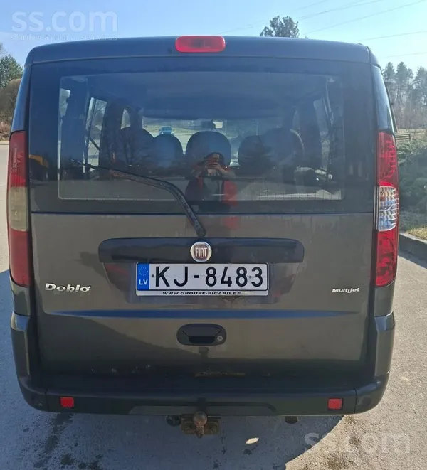 Fiat Pārdodam ģimenes auto. Sīkāka informācija pa tālru