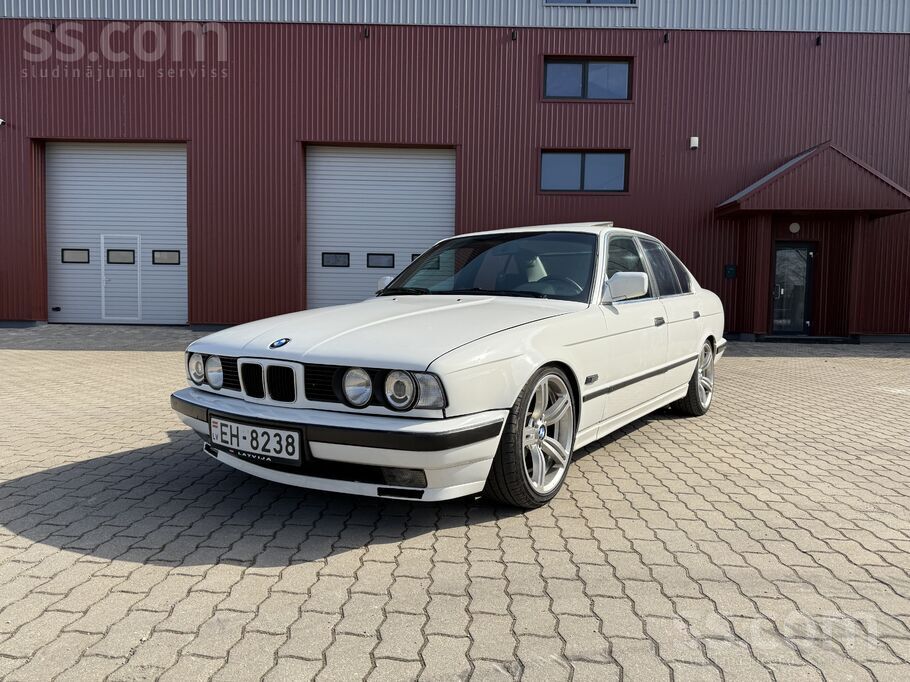 BMW E34 525i 141kw.