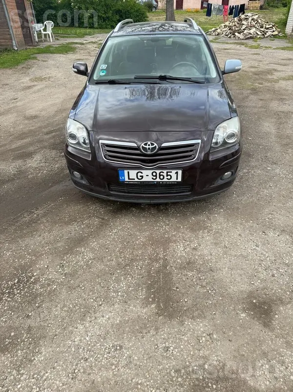Toyota Pārdodas Toyata Avensis 2007. gada ar vizuāliem de