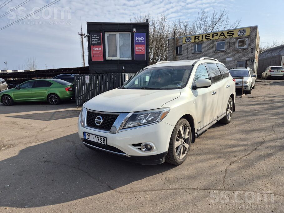 Nissan Pathfinder 7 Sēdvietas 2.5l hibrīds. 172kw
Tehniskā apskate derīga l