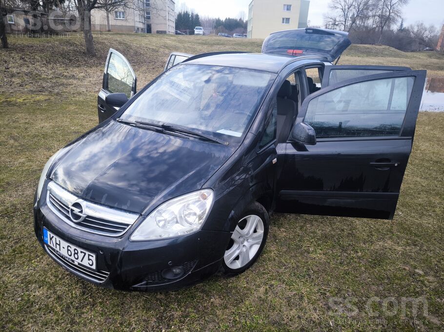 Ietilpīgs un ekonomisks 7 sēdvietas. Jaunas M+S riepas. Esmu atvērts visādie
