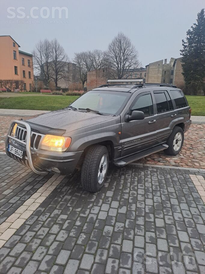 Pārdodu Jeep Grand Cherokee WJ 2.7Crd. Pārdodu, jo nav vajadzības. Motors da