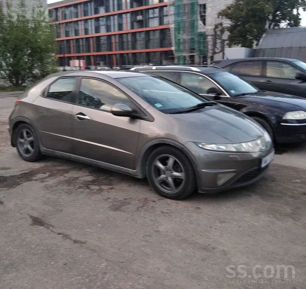 Honda Honda Civic 2006g. 1.8, benzin. двигатель и коробк