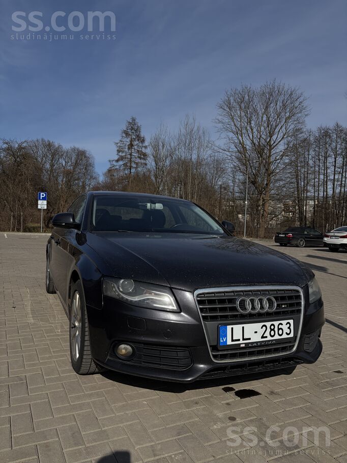 Audi В связи с покупкой нового автомобиля продаётся Aud