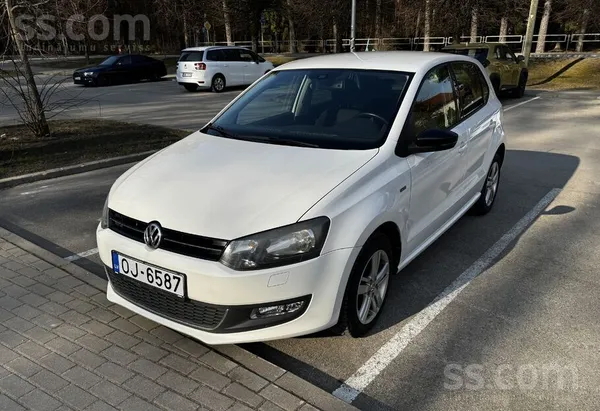 Volkswagen VW Polo 1.6 Tdi 66kw, mehāniskā pārnesumkārba. 