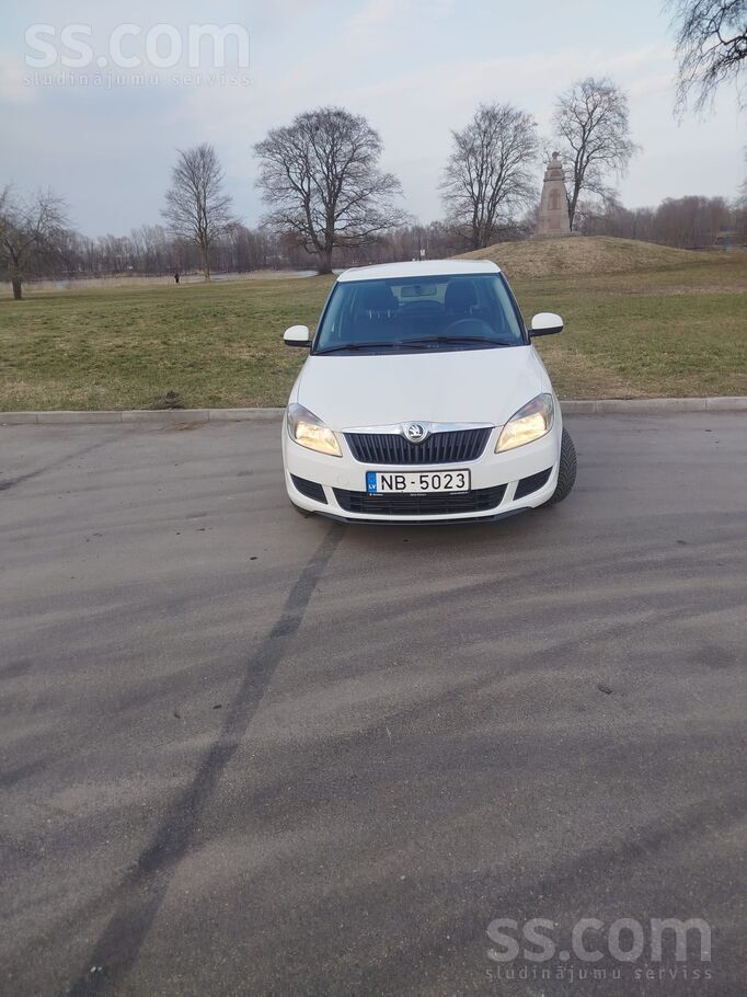 Pardodu Škoda Fabia 2014g. 1.6d. Laba tehniska un vizuala stavokli pirkta ja