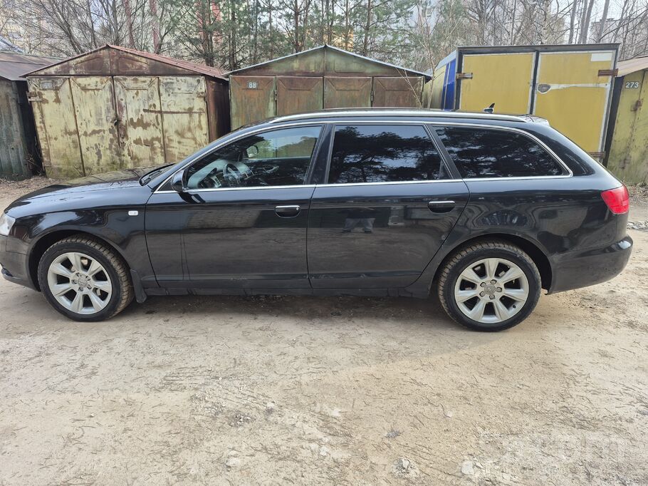 Audi Laika zobs virsbūvei darījis savu. Roka jāpieliek.