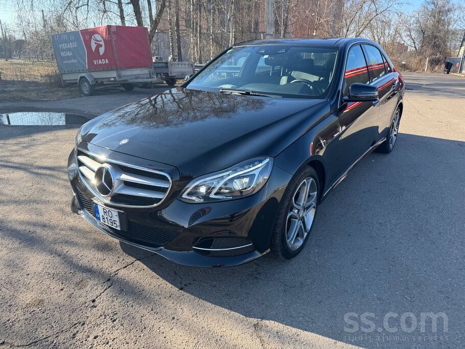 Mercedes-Benz E-Class E400 Hybrid Avantgarde
Atvest no Japānas
Tehniski un