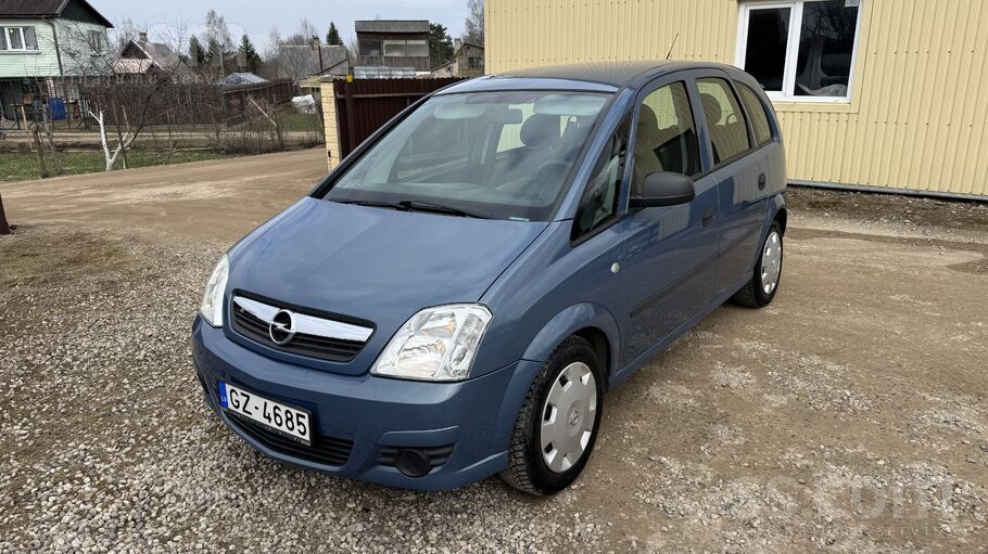 Opel Labā teh. stāvoklī. Pārdodu vai mainu pret lētāku 