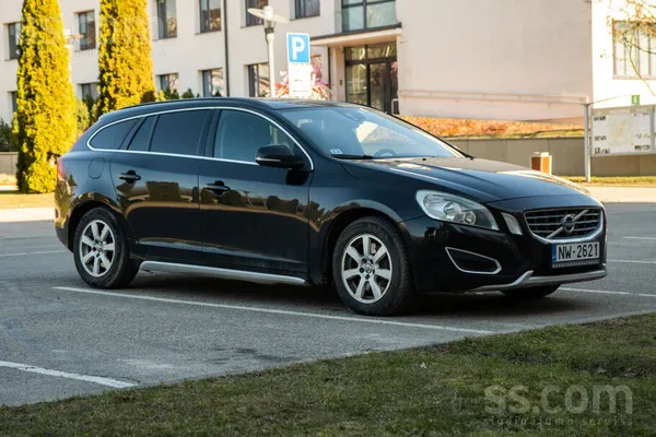 Volvo Pārdodu sportisku, jaudīgu un ekonomisku Volvo V60