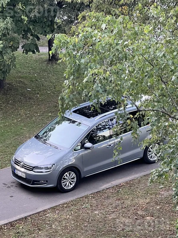 Volkswagen Pārdoduw VW Sharan teicamā stāvoklī. 