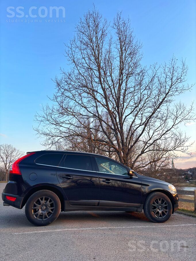 Volvo Pārdodu Volvo Xc60 2.4 D5 dīzeli, 151kw/205zs Awd 