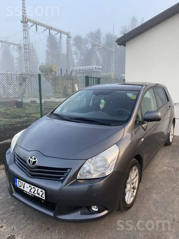 Toyota Pārdodu Toyota Verso 108kW/145, 1.8 benzīna dzinēj