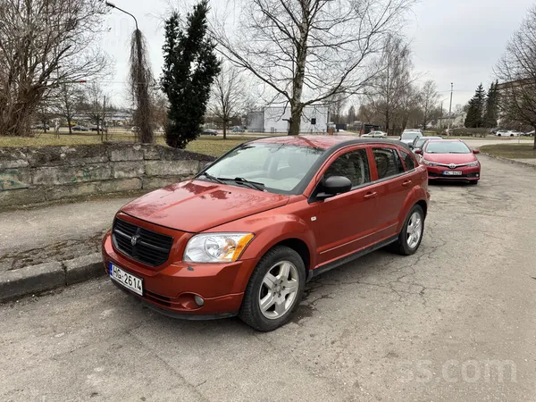 Dodge Pārdodu Dodge Caliber, 2008. gada izlaidums, 2.0 b