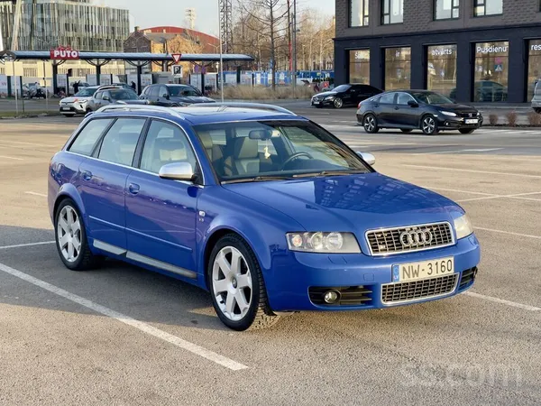 Audi Pārdodu pilnīgi stock Audi S4 Avant Quattro. 