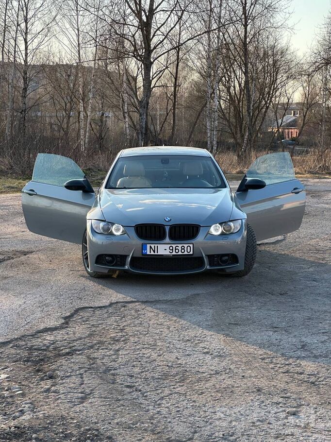 BMW Продаю BMW 335d 2007 года с надежным мотором. Сдел