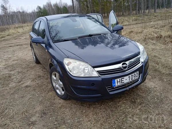 Opel Astra H, TA 03/27, vid. patēr. 5l. Tika lietota ikdienā un pastāvīgi uz