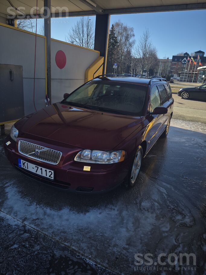Volvo Pārdod Volvo v70