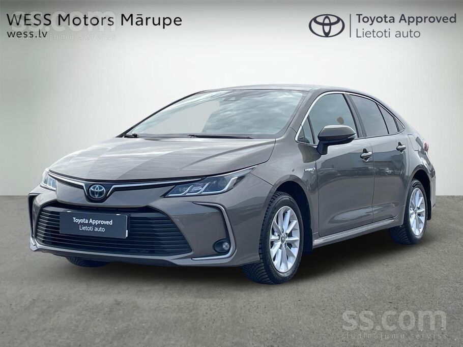 Toyota Toyota Corolla Sedan 1.8 Hybrid (122 hp) E-Cvt Act