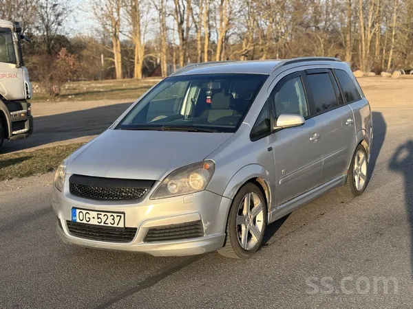 Opel Pārdodu Opel zafira Opc izpildījuma ar Jaunu iziet