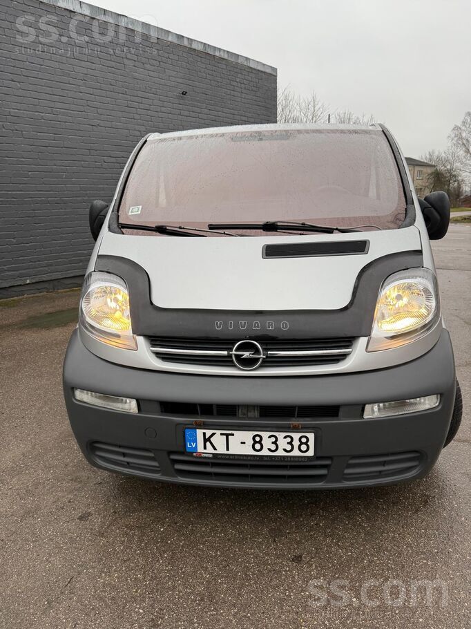 Opel Pārdod 9-vietīgu opel vivaro. Praktisks un ekanomi